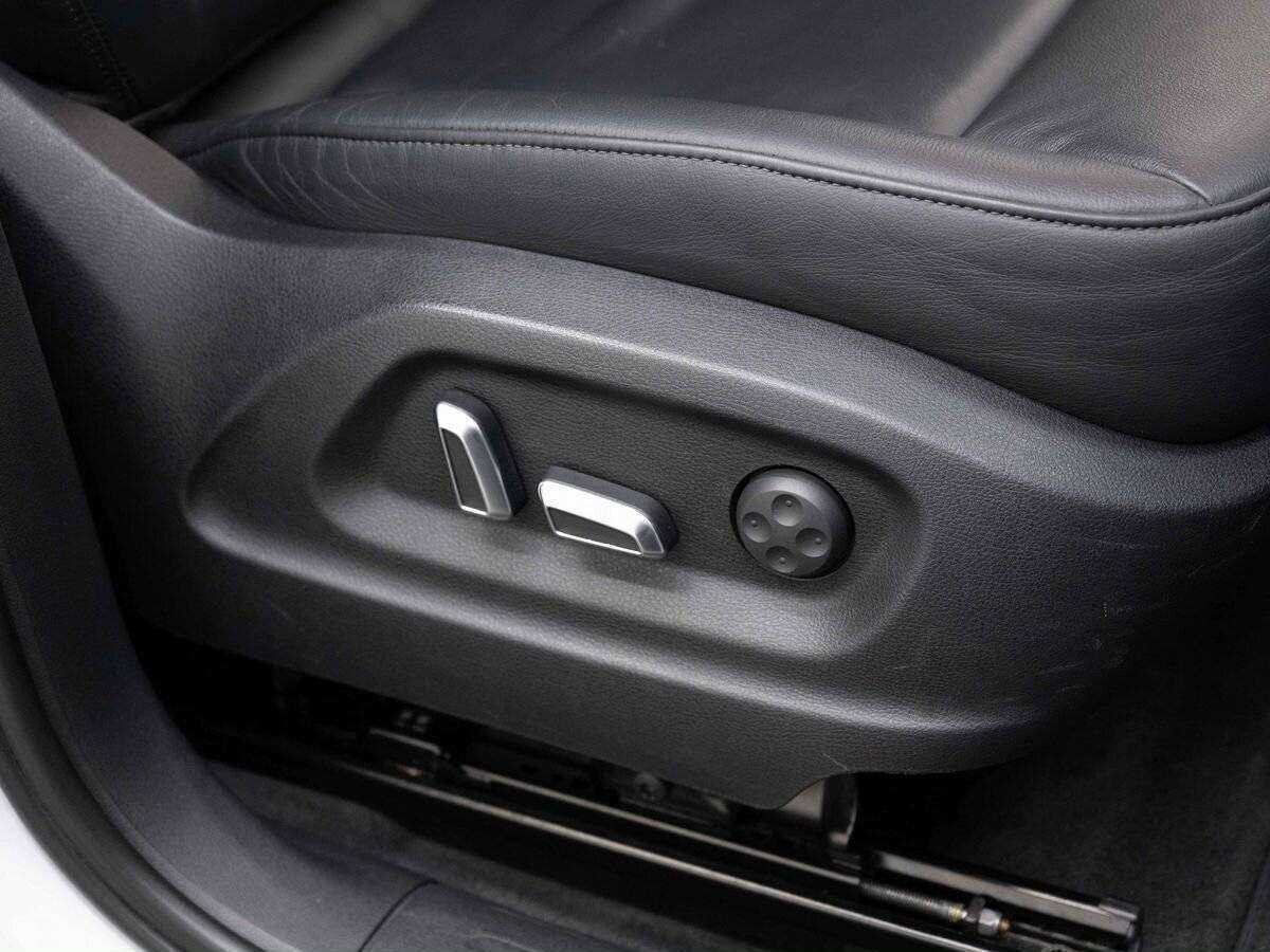 Б/У Ауди К5 2013 года. Фото: #13