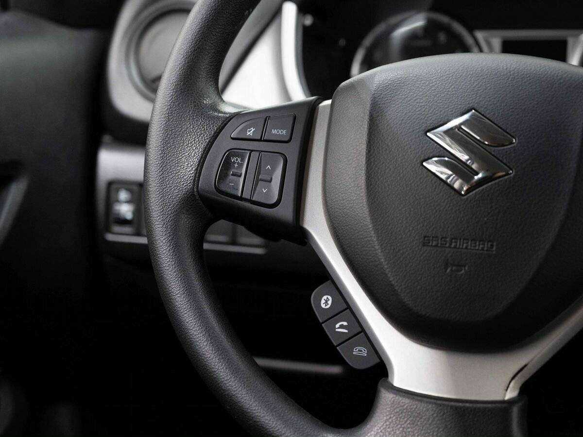 Б/У Сузуки Витара 2016 года. Фото: #16