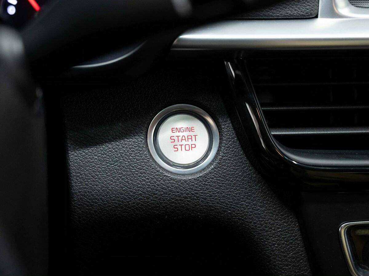 Б/У Киа Оптима 2018 года. Фото: #25