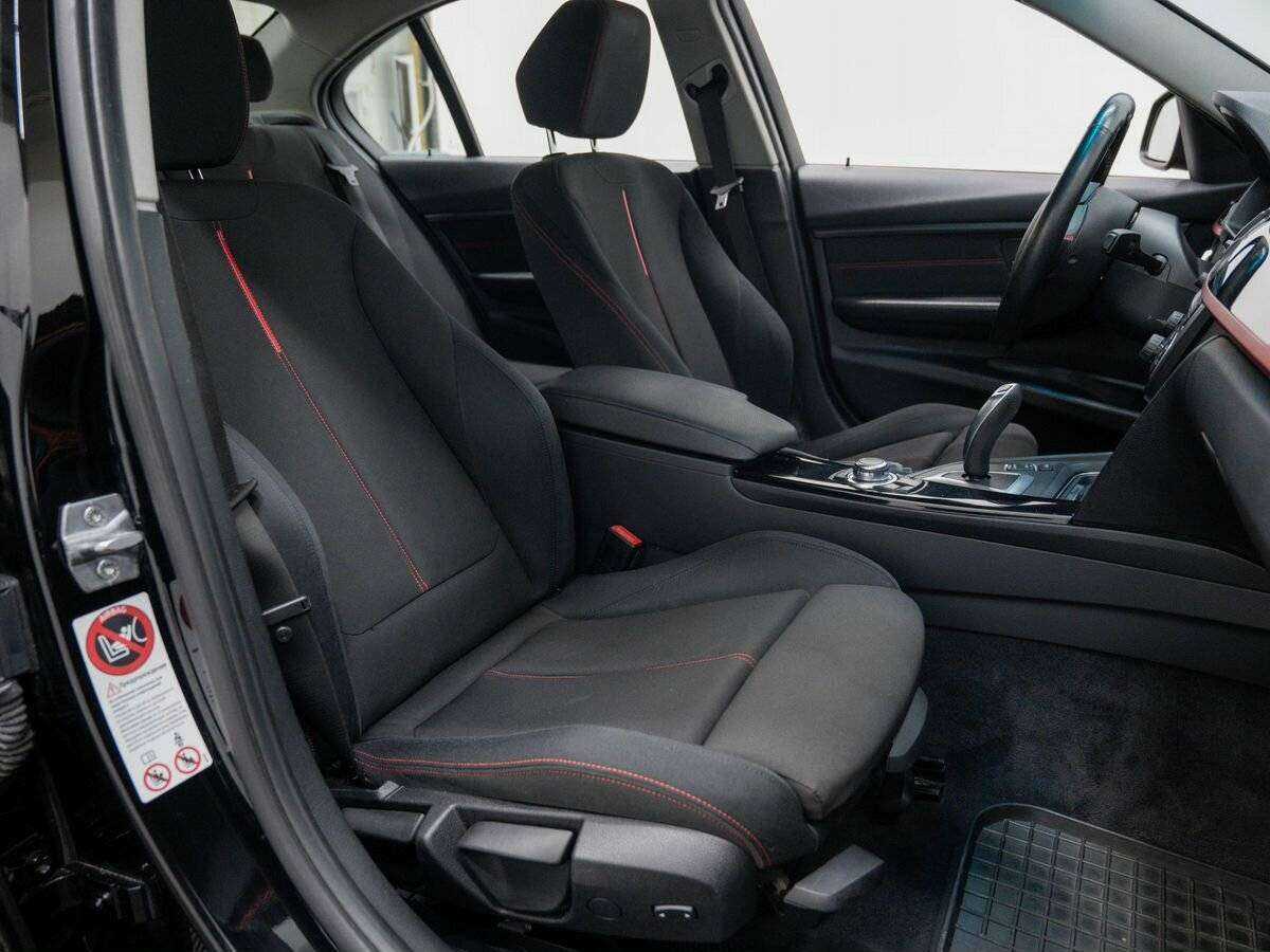 Б/У БМВ 3 серии 2013 года. Фото: #8