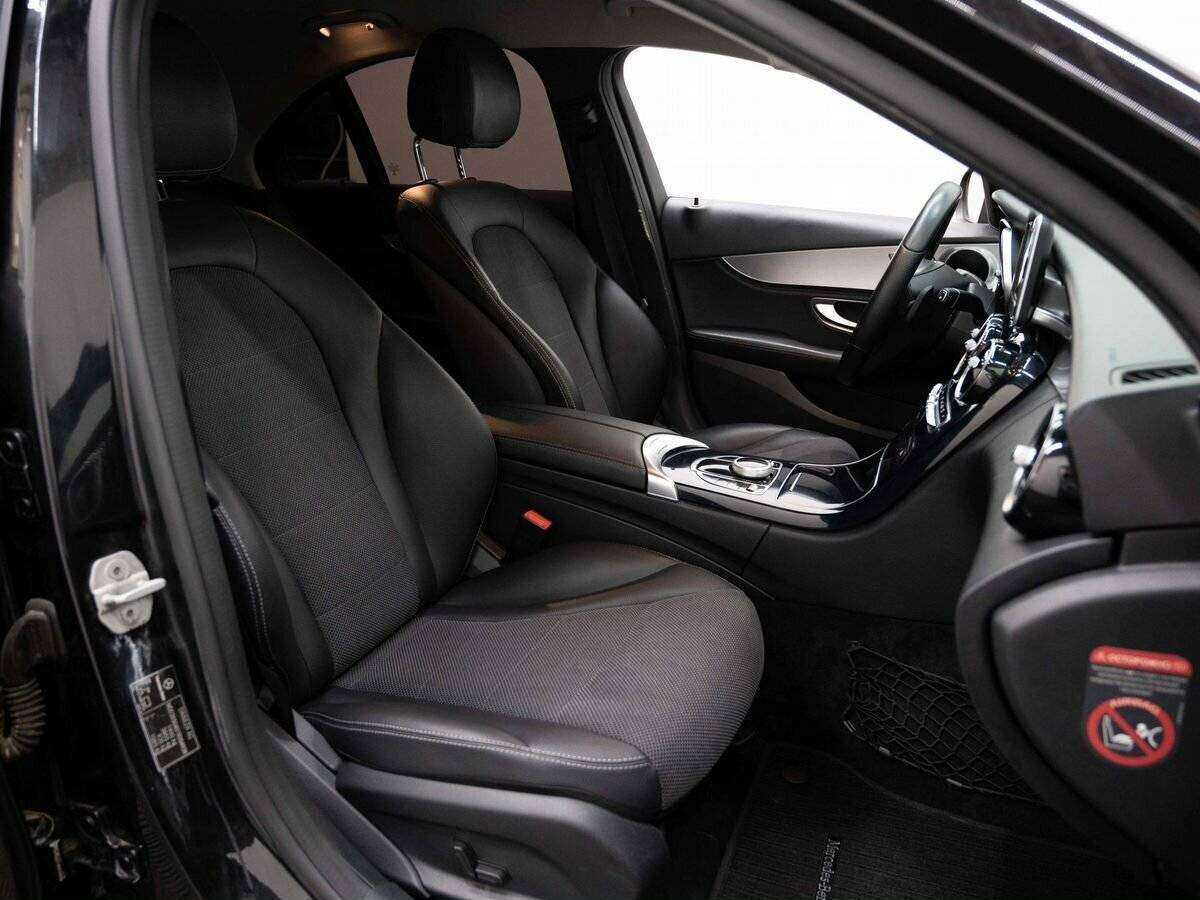 Б/У Мерседес-Бенц Ц-Класс 2014 года. Фото: #11