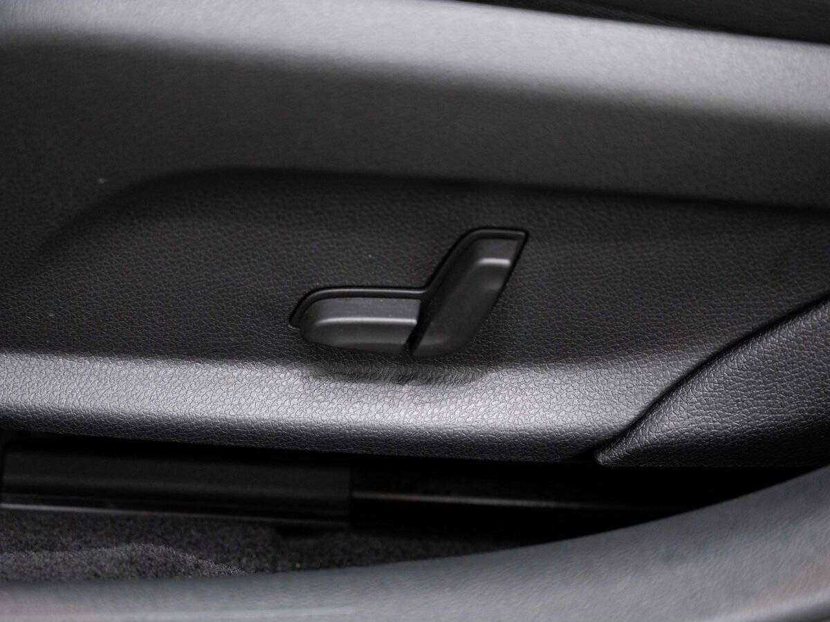 Б/У Мерседес-Бенц Ц-Класс 2014 года. Фото: #21