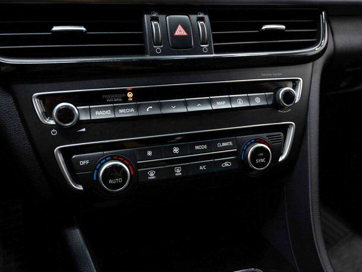 Б/У Киа Оптима 2018 года. Фото: #18