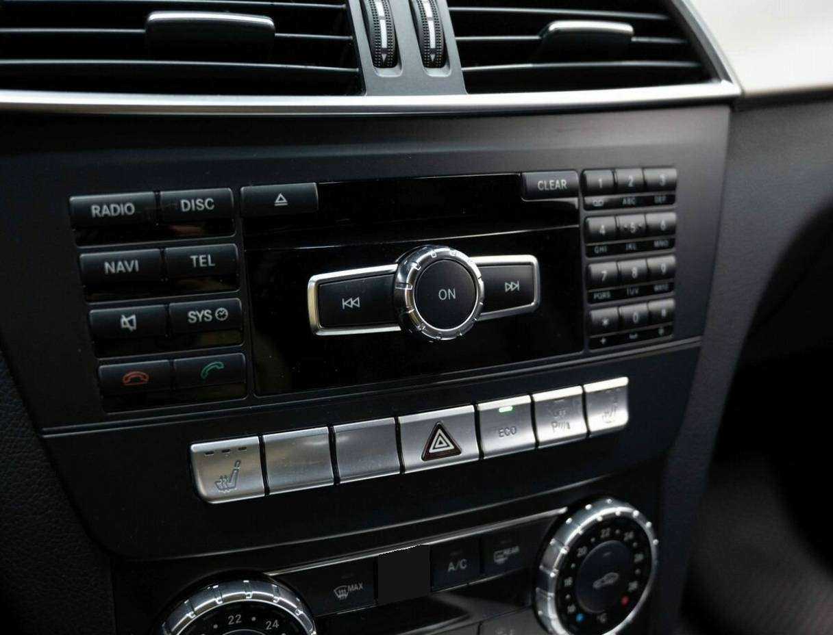 Б/У Мерседес-Бенц Ц-Класс 2013 года. Фото: #19