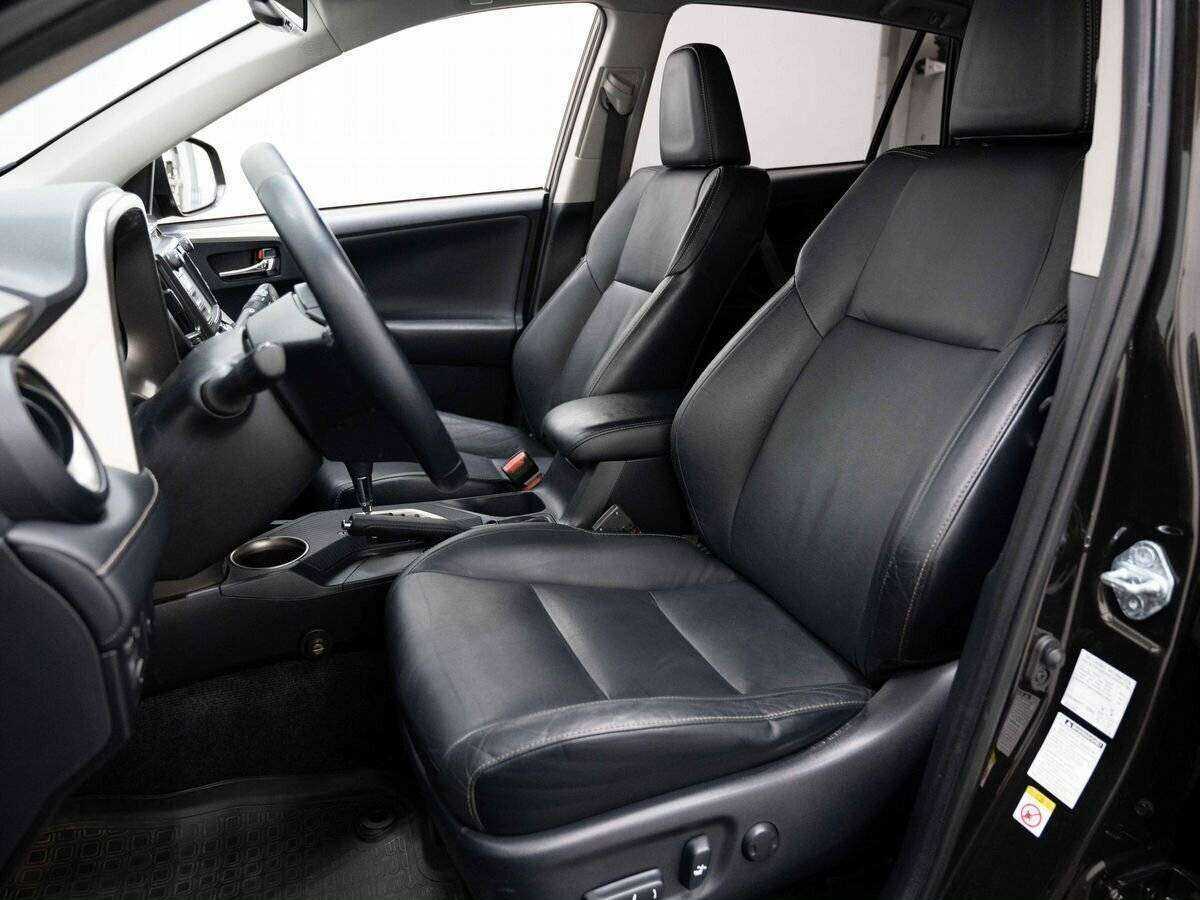 Б/У Тойота Рав4 2014 года. Фото: #7