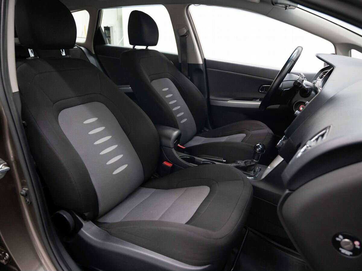 Б/У Киа Сид 2014 года. Фото: #11