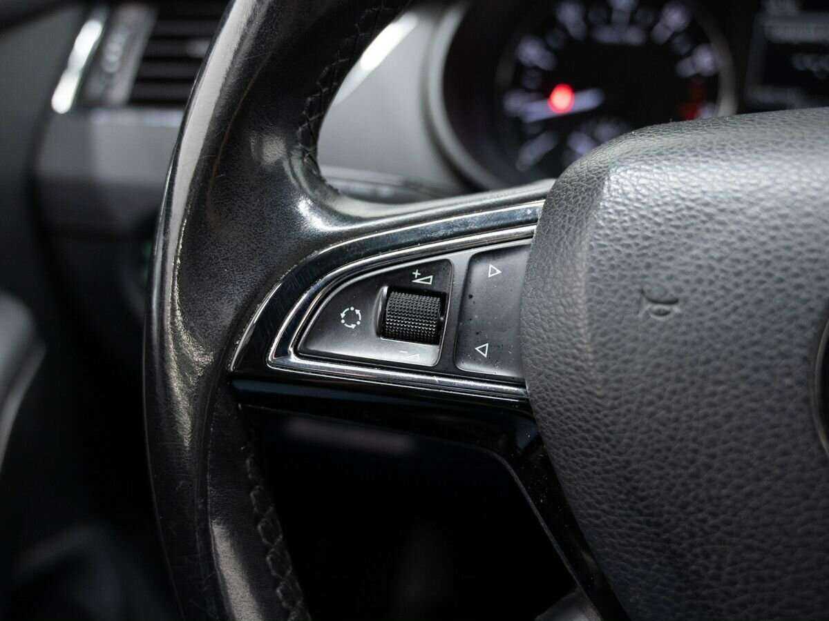 Б/У Шкода Октавия 2015 года. Фото: #17