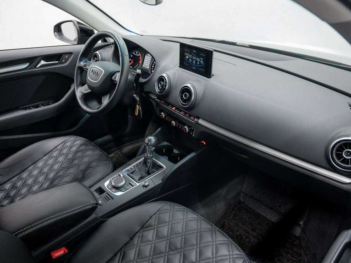 Б/У Ауди А3 2016 года. Фото: #6