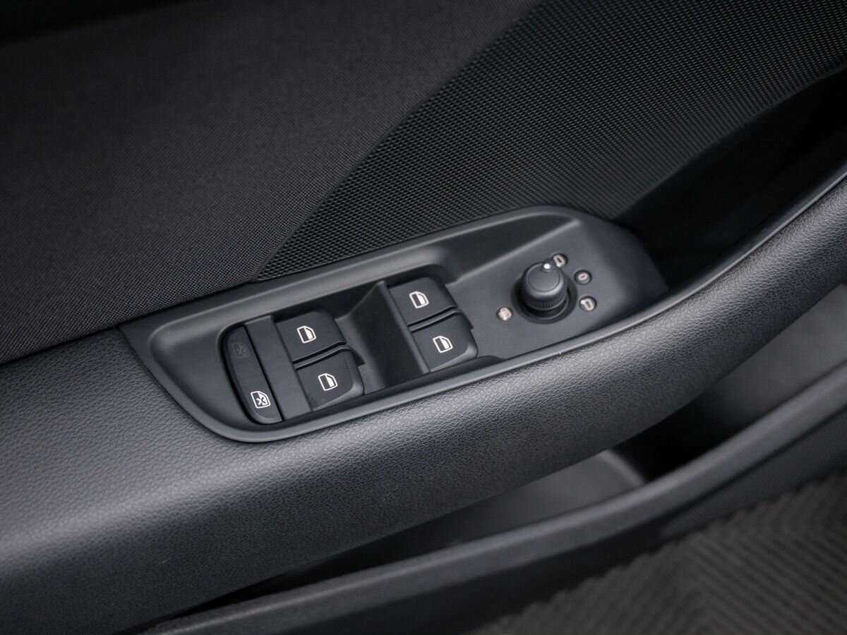 Б/У Ауди А3 2016 года. Фото: #14