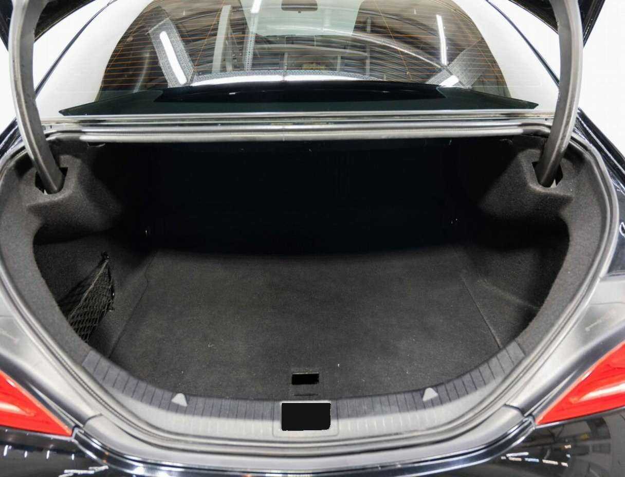 Б/У Мерседес-Бенц КЛА 2013 года. Фото: #18