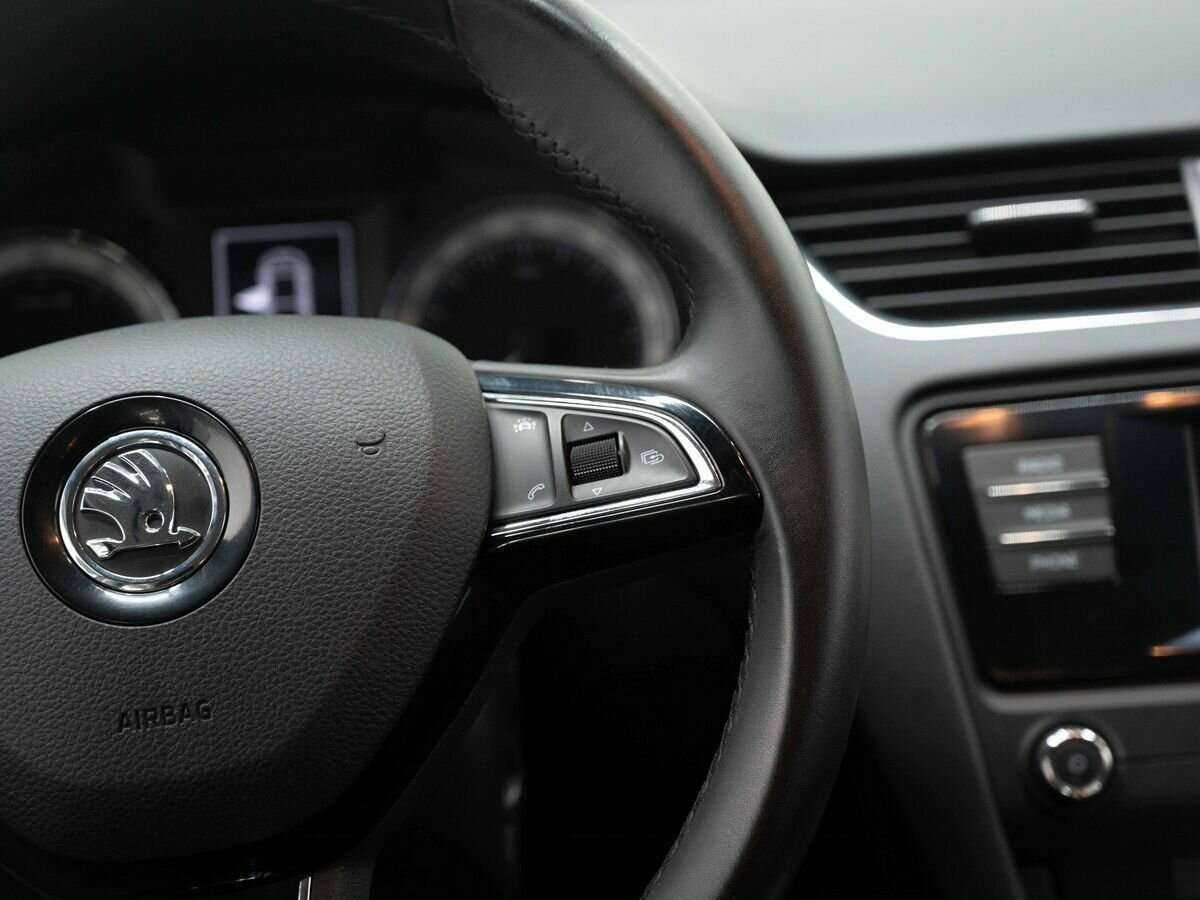 Б/У Шкода Октавия 2016 года. Фото: #18