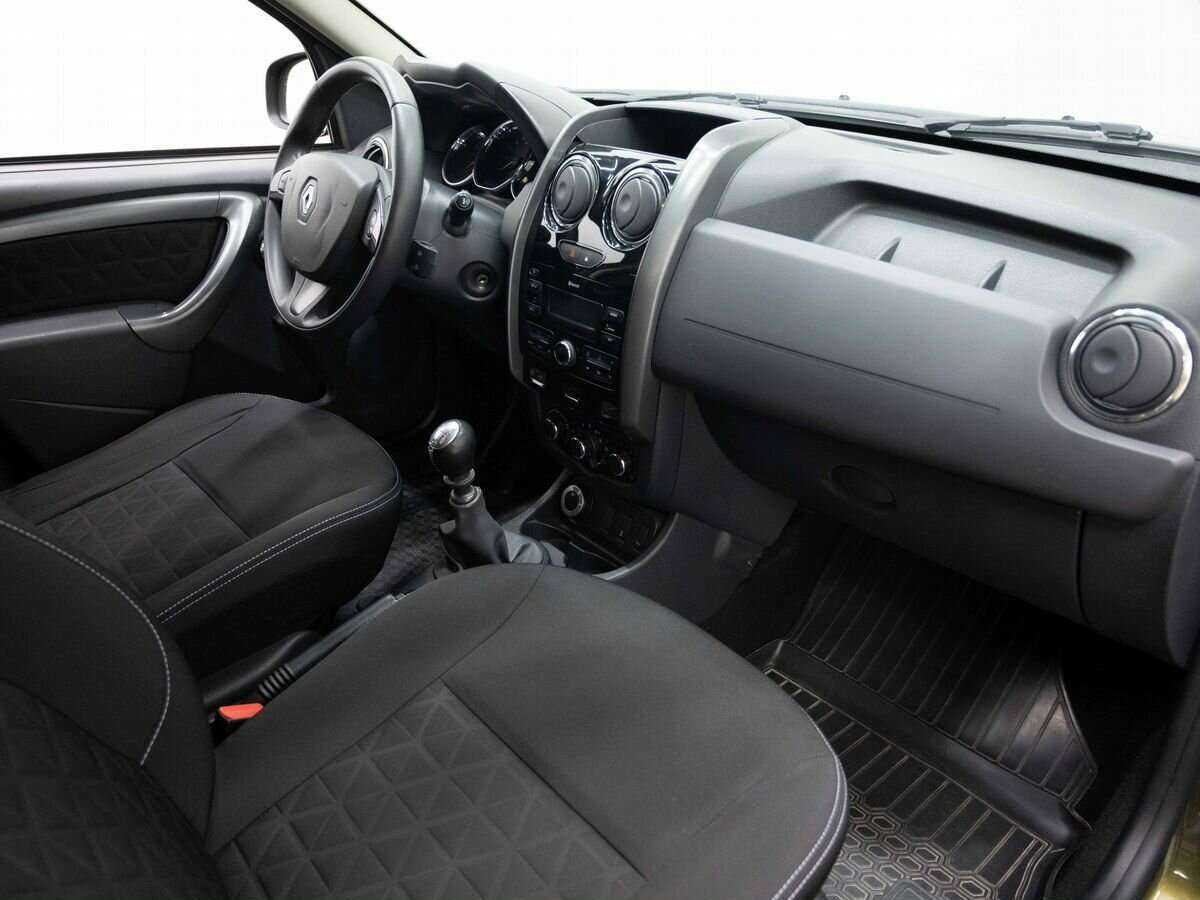 Б/У Рено Дастер 2018 года. Фото: #10