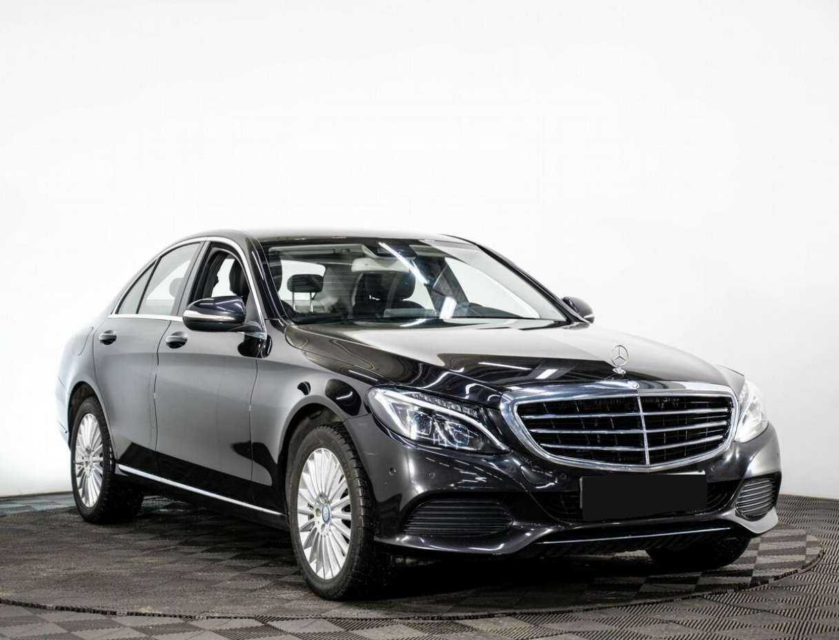 Б/У Мерседес-Бенц Ц-Класс 2014 года. Фото: #2