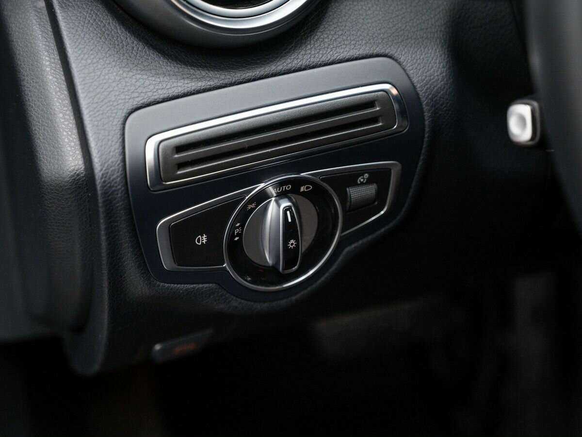 Б/У Мерседес-Бенц Ц-Класс 2014 года. Фото: #16