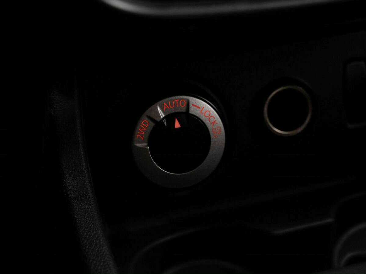 Б/У Рено Дастер 2013 года. Фото: #16