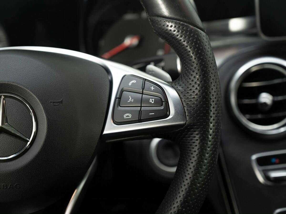 Б/У Мерседес-Бенц Ц-Класс 2016 года. Фото: #16