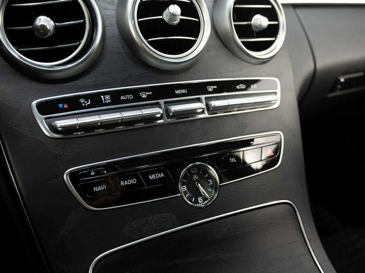 Б/У Мерседес-Бенц Ц-Класс 2016 года. Фото: #19