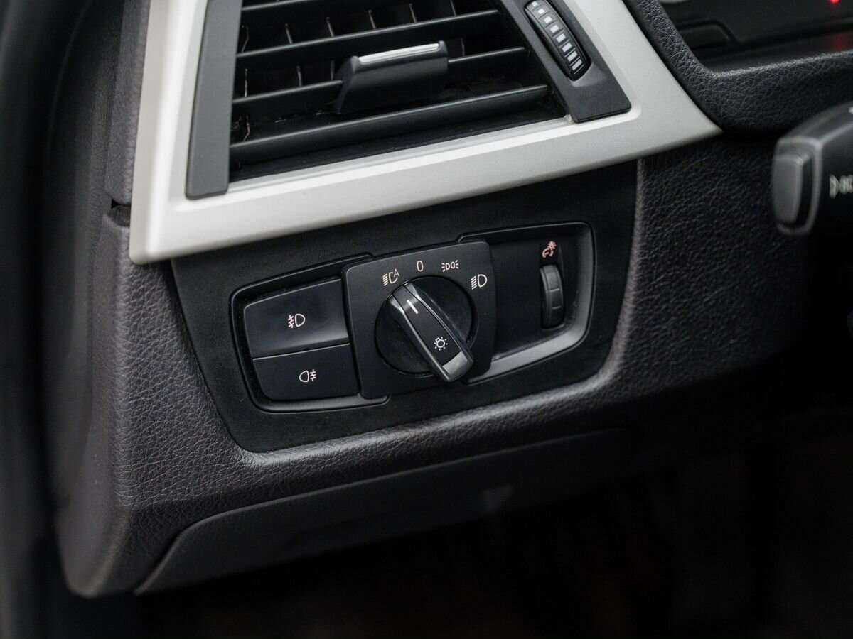 Б/У БМВ 3 серии 2016 года. Фото: #15