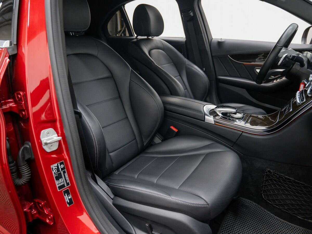 Б/У Мерседес-Бенц Ц-Класс 2014 года. Фото: #8