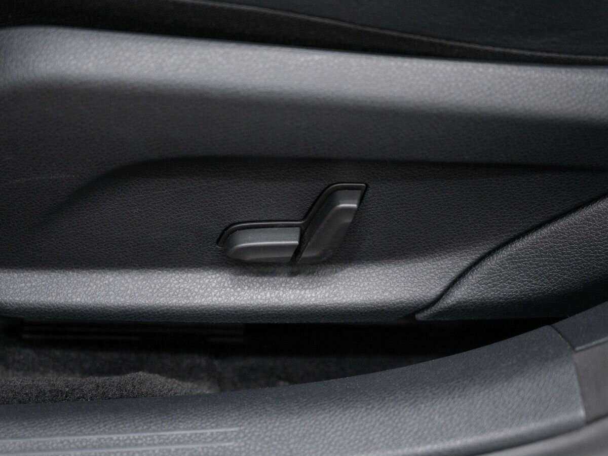 Б/У Мерседес-Бенц Ц-Класс 2014 года. Фото: #14