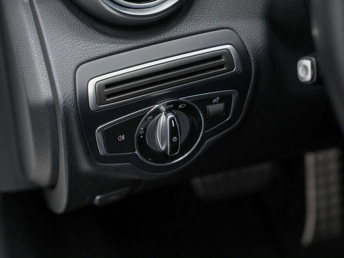 Б/У Мерседес-Бенц Ц-Класс 2014 года. Фото: #15