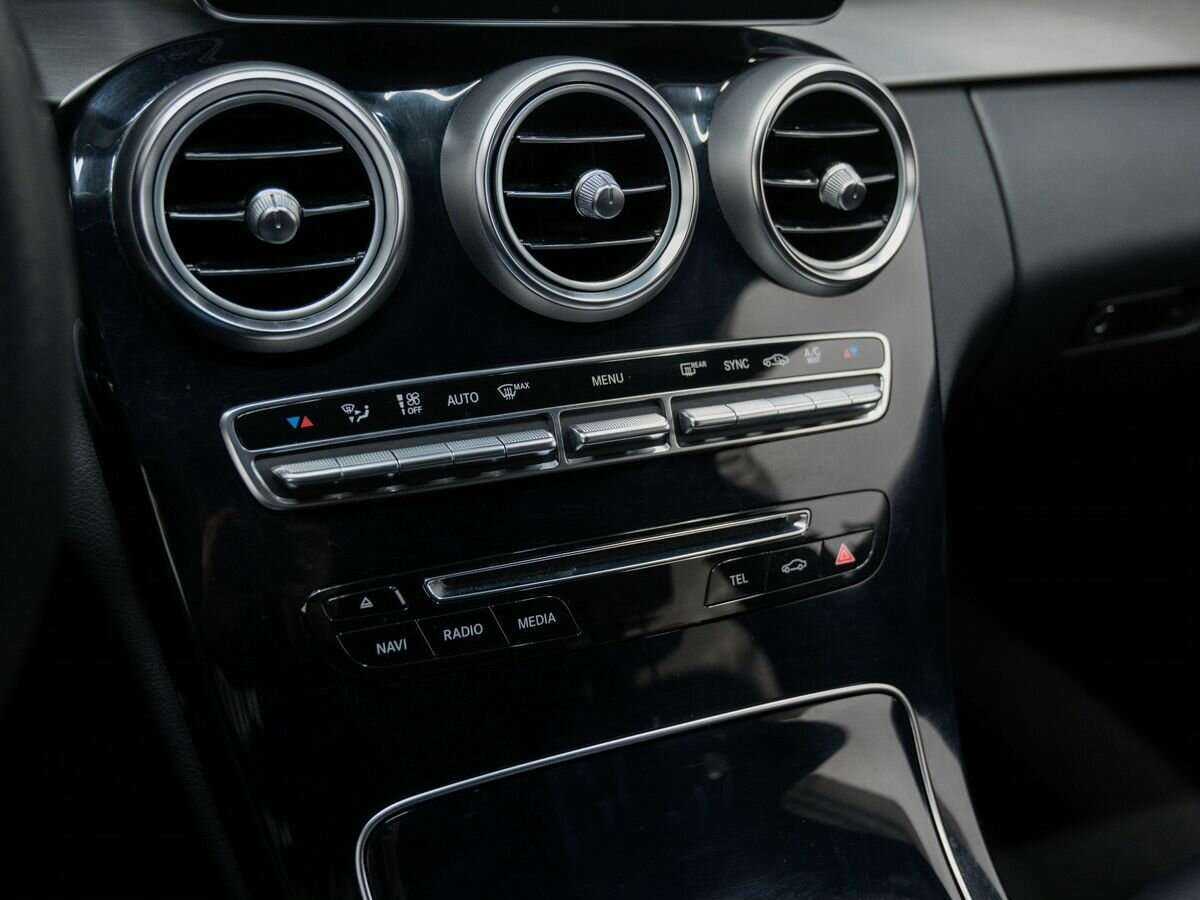 Б/У Мерседес-Бенц Ц-Класс 2014 года. Фото: #18