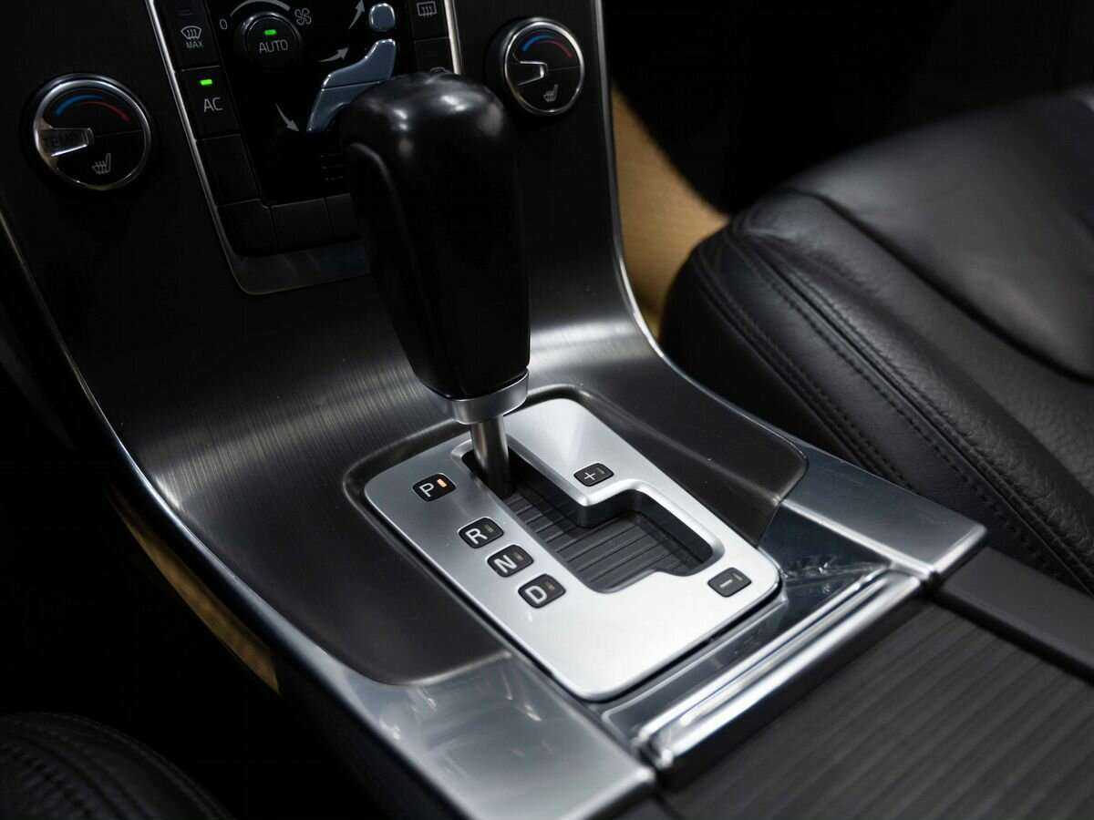 Б/У Вольво С60 2012 года. Фото: #22