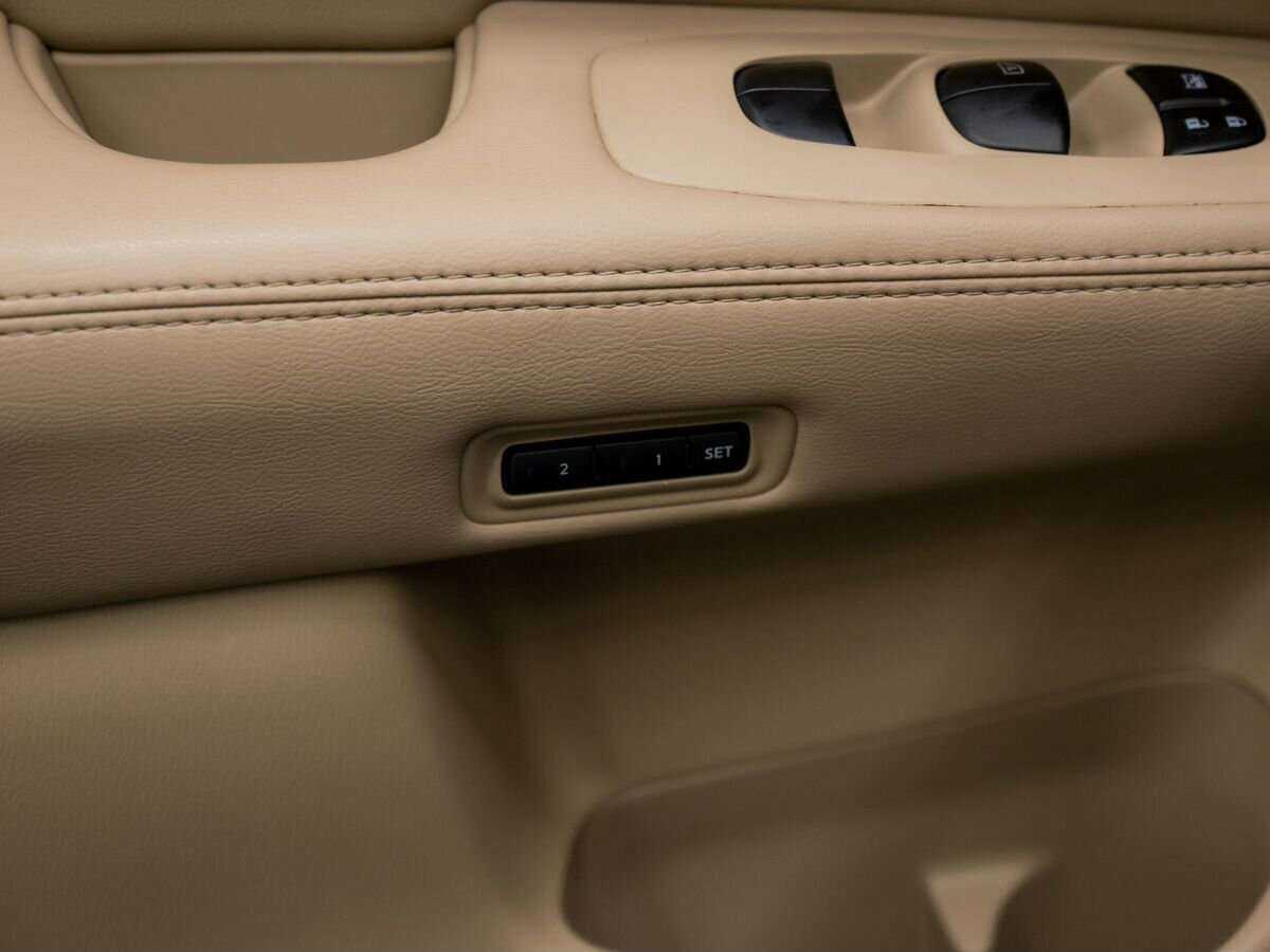 Б/У Ниссан Патфайндер 2014 года. Фото: #19