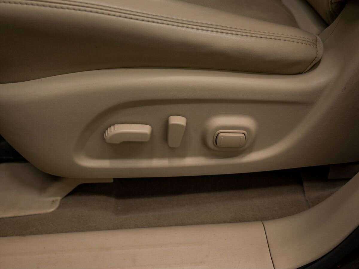 Б/У Ниссан Патфайндер 2014 года. Фото: #20