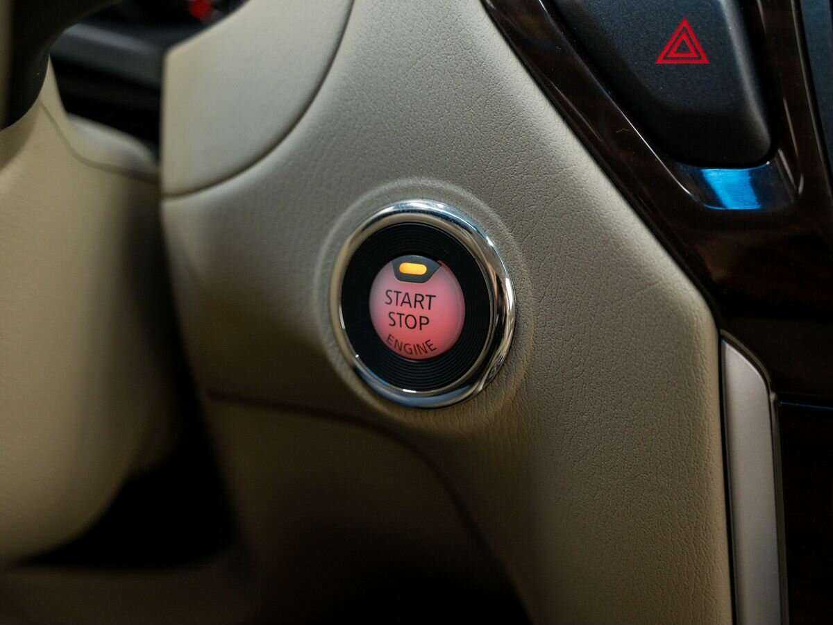 Б/У Ниссан Патфайндер 2014 года. Фото: #28