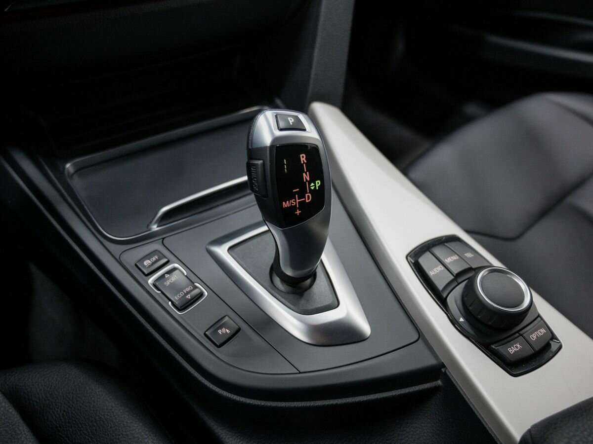 Б/У БМВ 3 серии 2015 года. Фото: #19