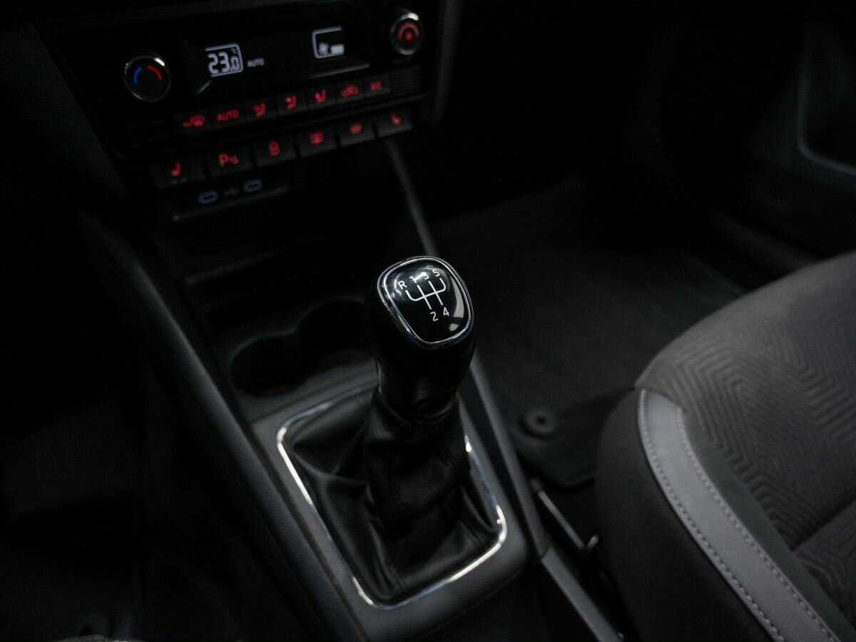 Б/У Фольксваген Поло 2020 года. Фото: #16