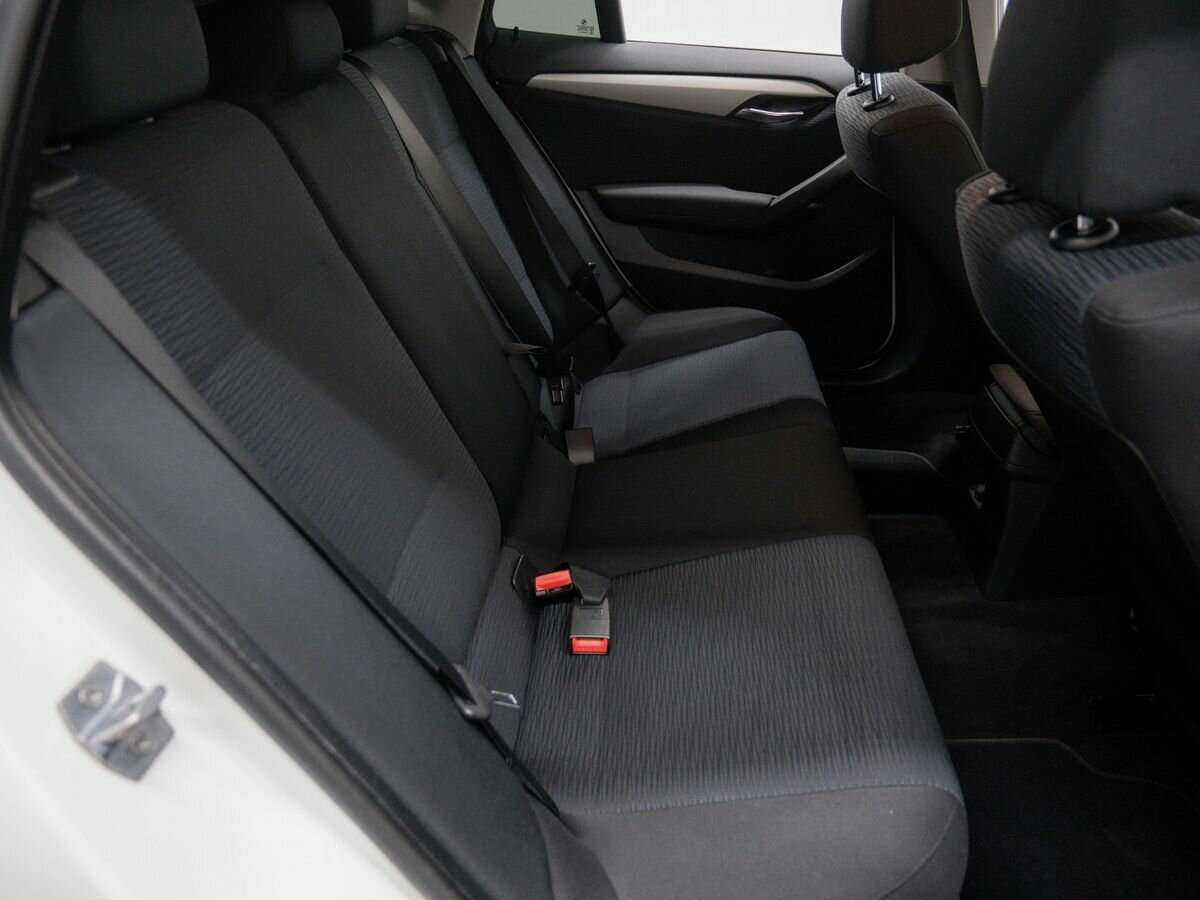 Б/У БМВ Икс1 2013 года. Фото: #9