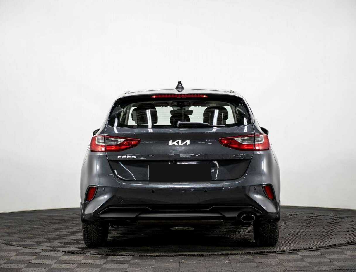 Б/У Киа Сид 2022 года. Фото: #4