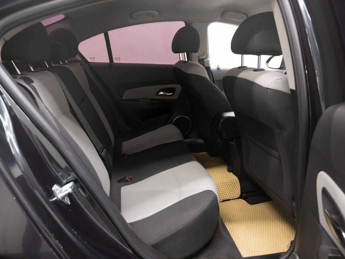 Б/У Шевроле Круз 2012 года. Фото: #9