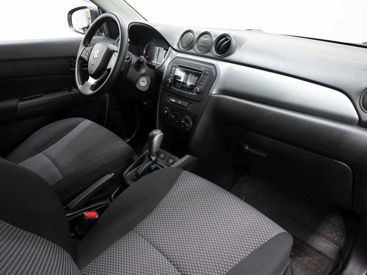 Б/У Сузуки Витара 2015 года. Фото: #8