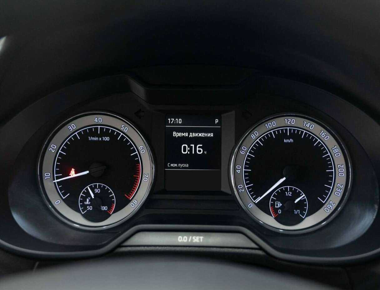 Б/У Шкода Октавия 2016 года. Фото: #14