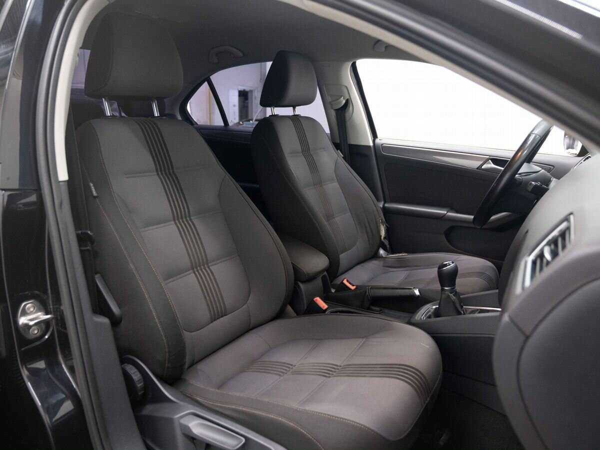 Б/У Фольксваген Джетта 2016 года. Фото: #10