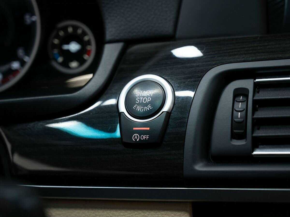 Б/У БМВ 5 серии 2013 года. Фото: #22