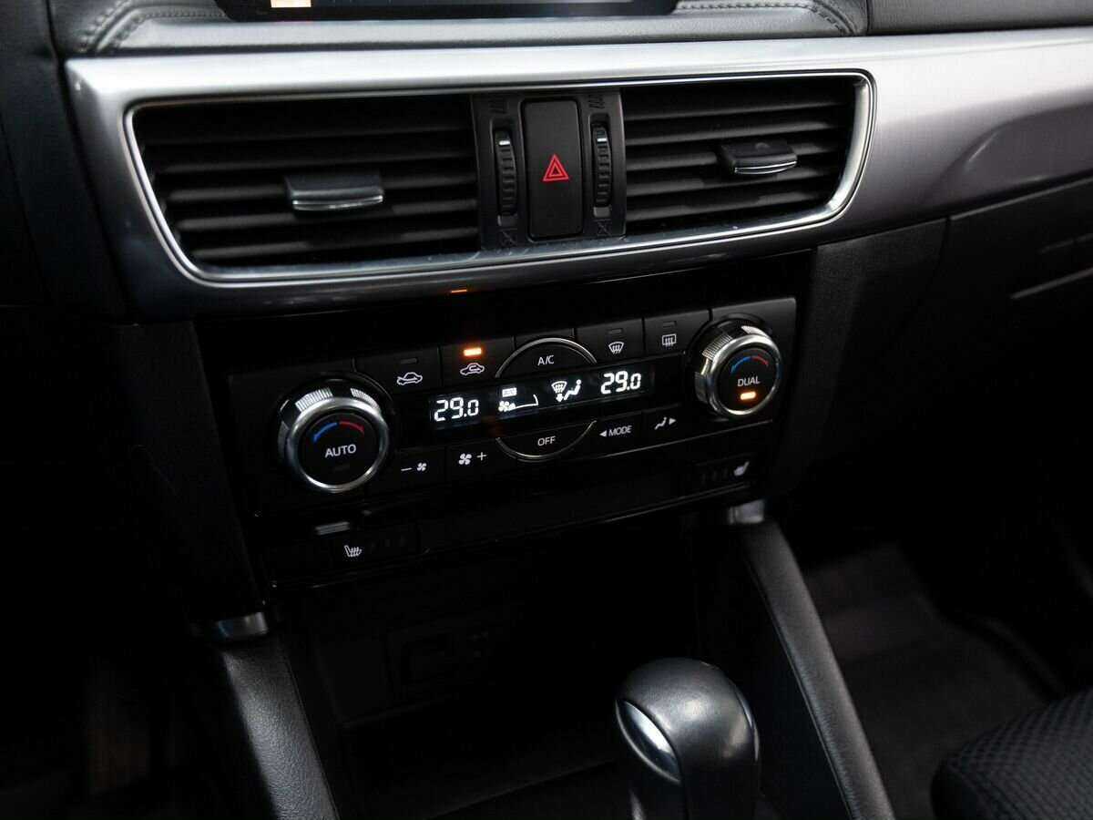 Б/У Мазда Ц-Икс-5 2016 года. Фото: #20