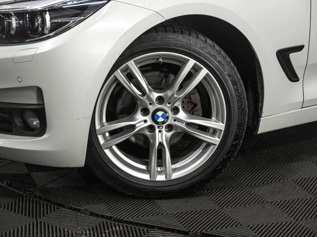 Б/У БМВ 3 серии 2017 года. Фото: #9