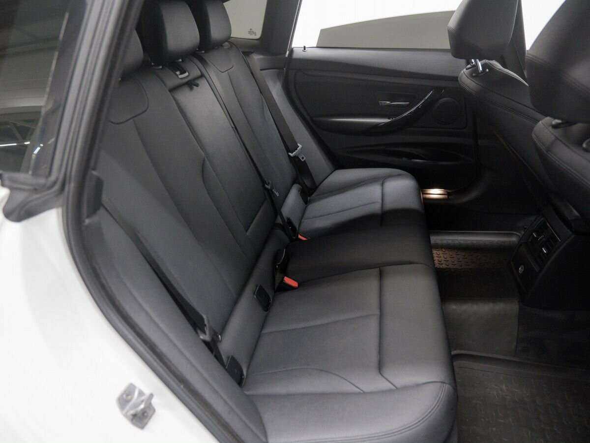 Б/У БМВ 3 серии 2017 года. Фото: #12