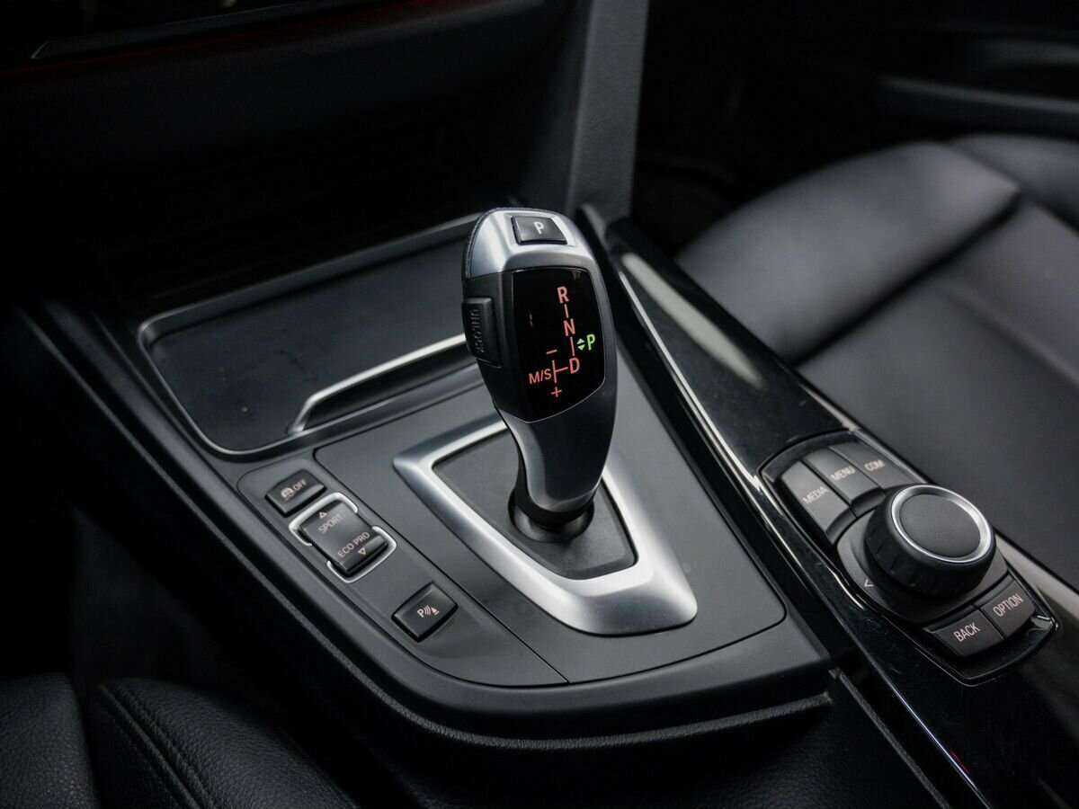 Б/У БМВ 3 серии 2017 года. Фото: #24