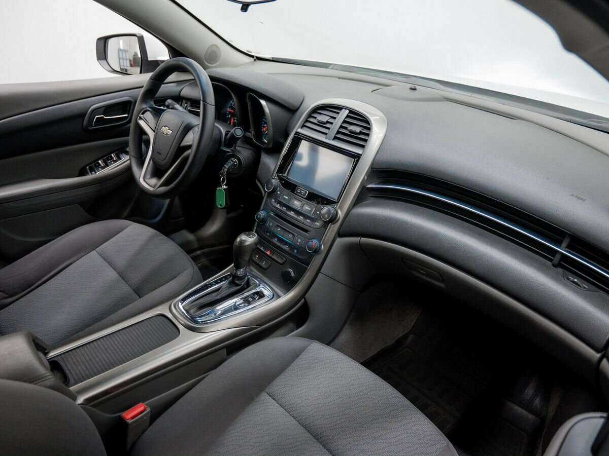 Б/У Шевроле Малибу 2012 года. Фото: #6