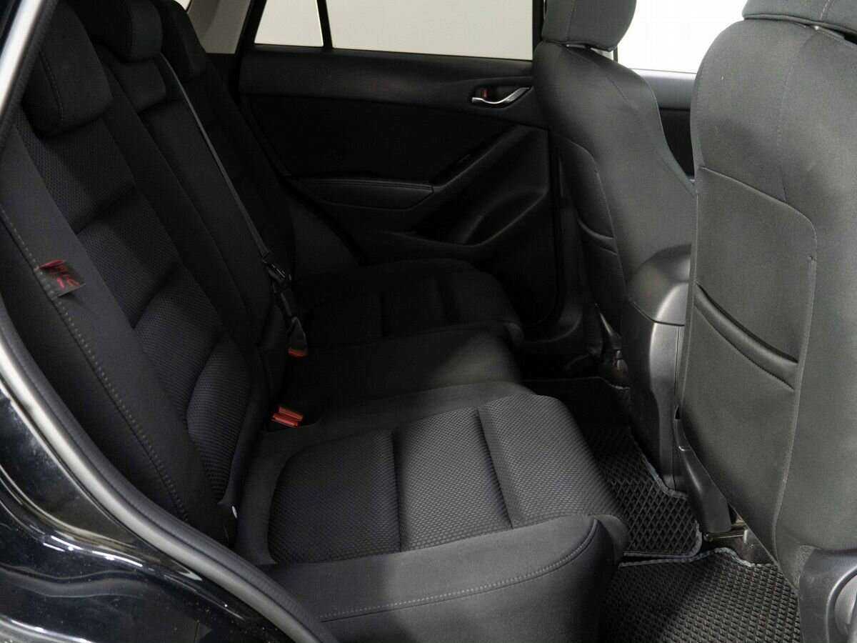 Б/У Мазда Ц-Икс-5 2016 года. Фото: #9