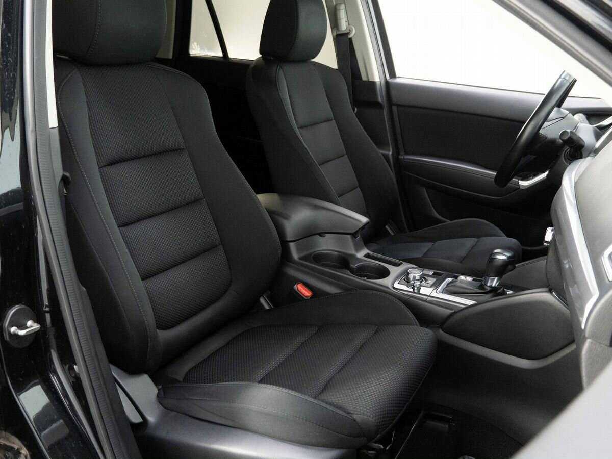 Б/У Мазда Ц-Икс-5 2016 года. Фото: #11