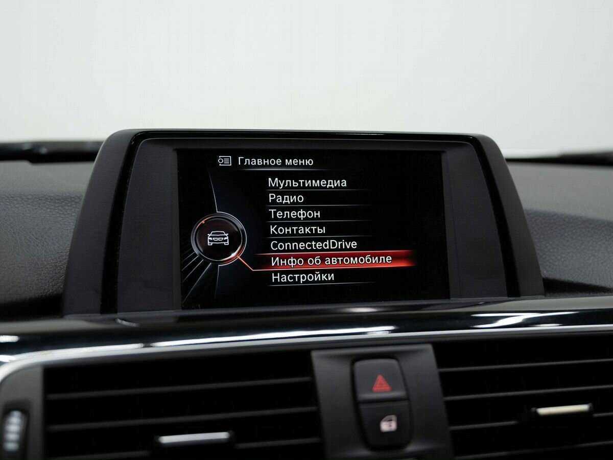 Б/У БМВ 3 серии 2016 года. Фото: #19