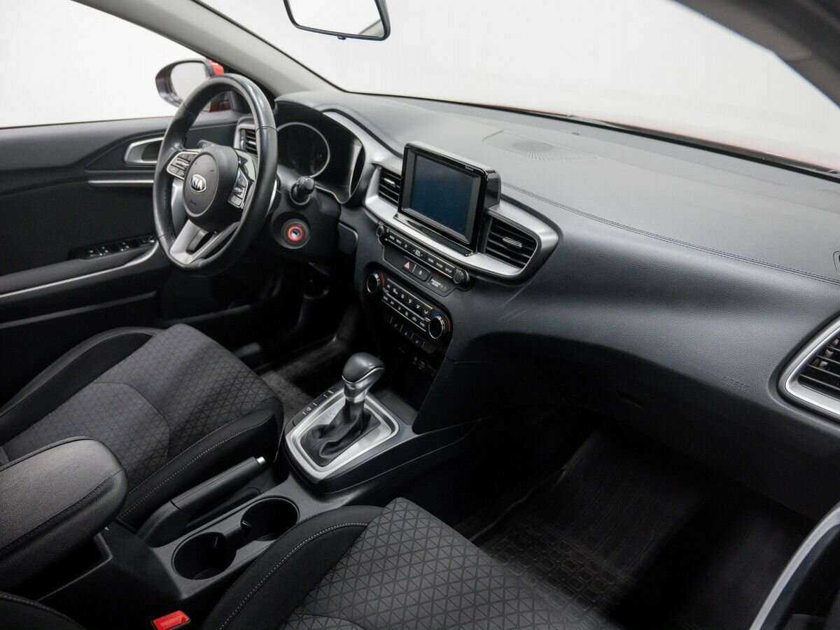 Б/У Киа Сид 2019 года. Фото: #10