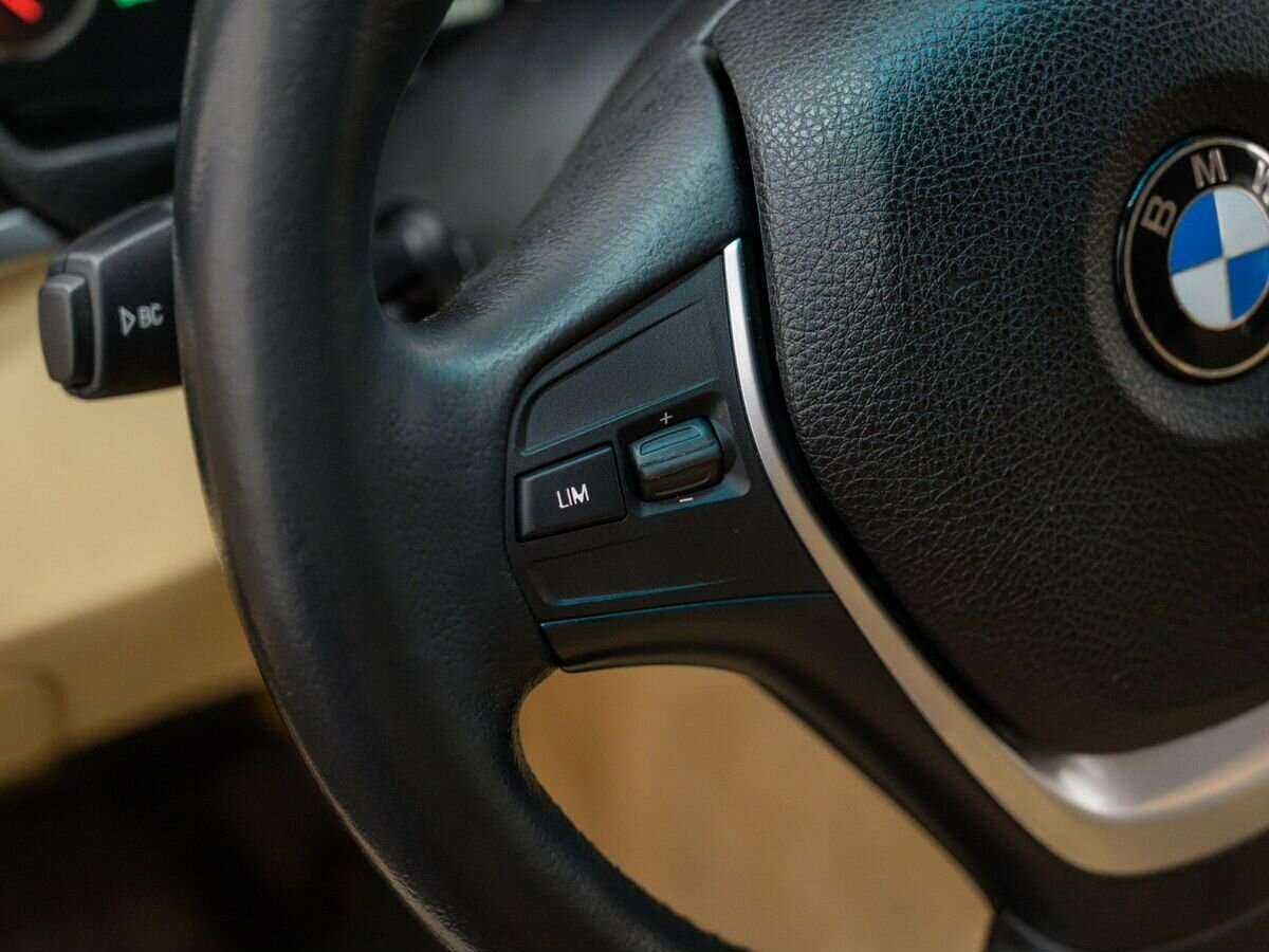 Б/У БМВ 3 серии 2012 года. Фото: #12