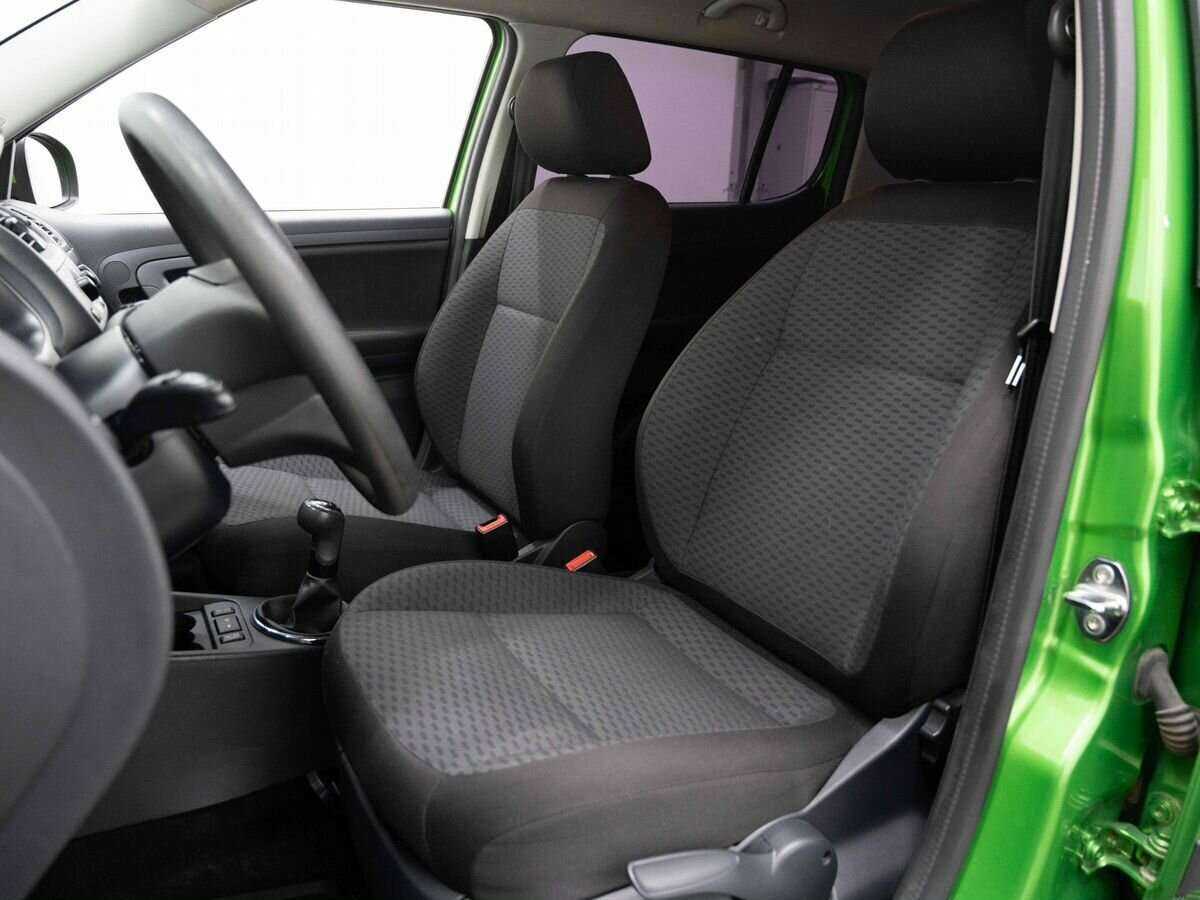 Б/У Шкода Фабия 2012 года. Фото: #7